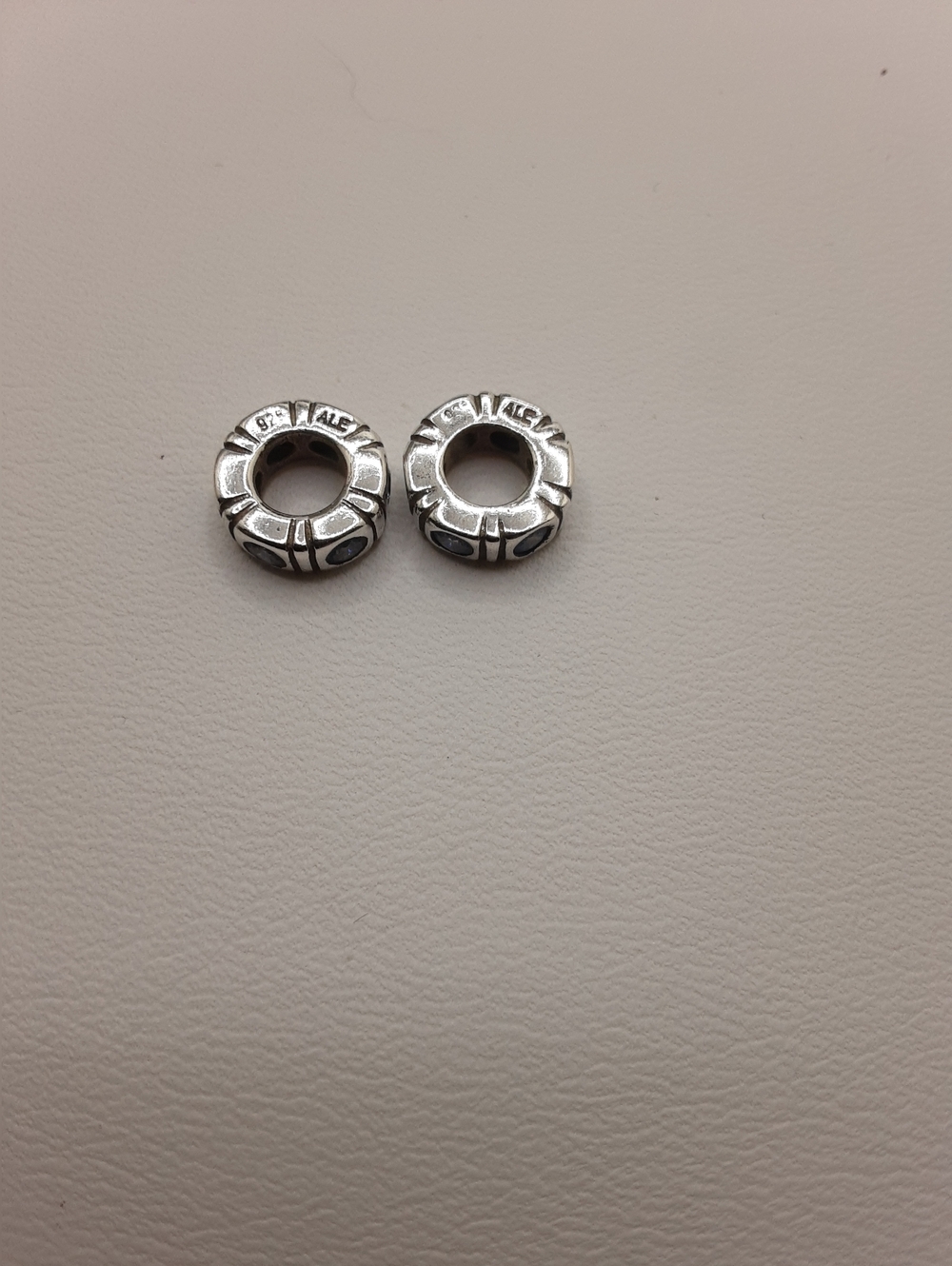 Authentic Pandora Trinity Spacer Charms (Set Of 2) - Excellent Used Condition - Picture 2 of 7